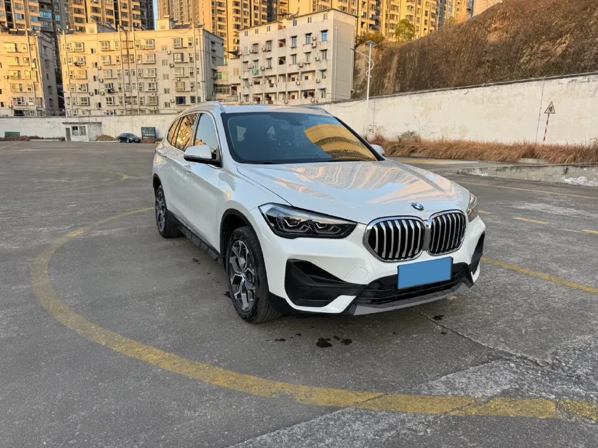 2021 BMW X1 2.0T 192HP L4 7DCT,autocango,china used car exporter,china ev exporter,chinese used car exporter,chinese used ev exporter