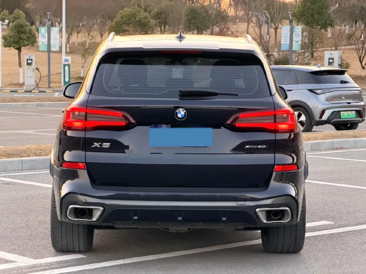 2022 BMW X5 2.0T 245HP L4 8AT,autocango,china used car exporter,china ev exporter,chinese used car exporter,chinese used ev exporter