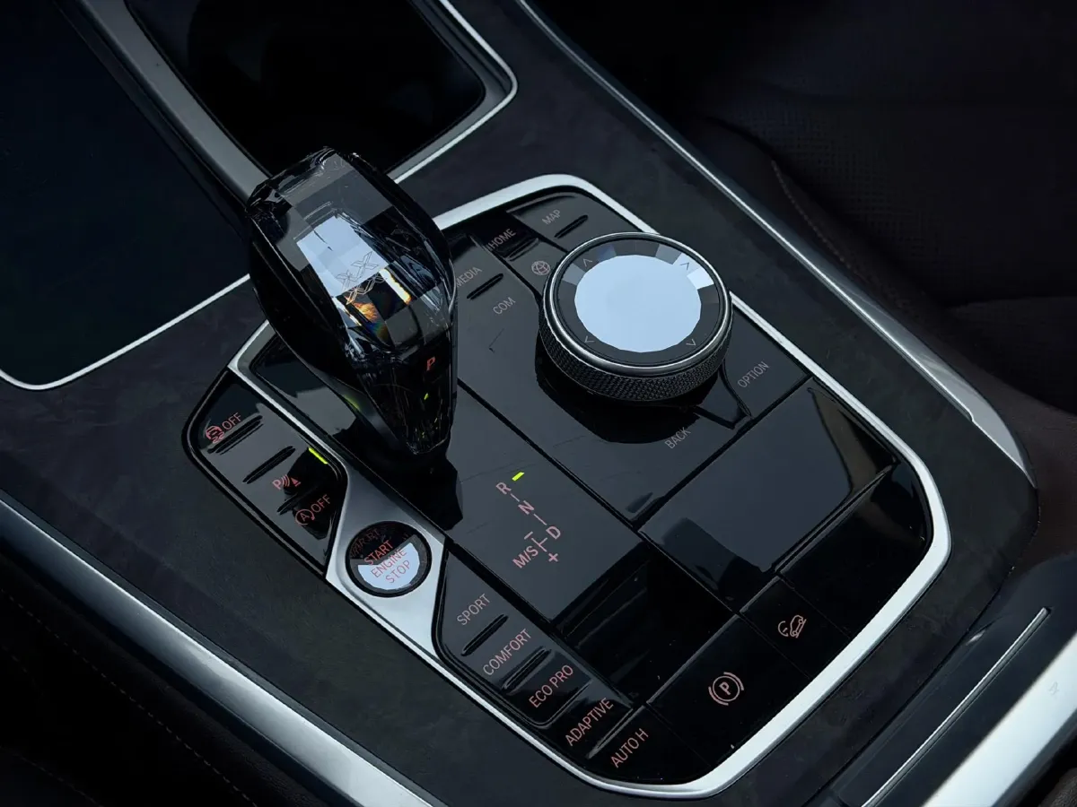 2022 BMW X5 2.0T 245HP L4 8AT,autocango,china used car exporter,china ev exporter,chinese used car exporter,chinese used ev exporter