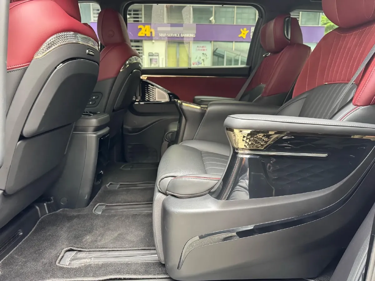 2024 GAC Trumpchi M8 2.0T 252HP L4 8AT,autocango,china used car exporter,china ev exporter,chinese used car exporter,chinese used ev exporter