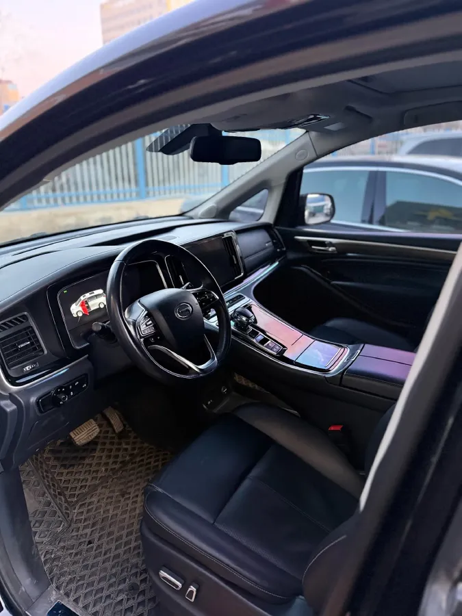 2021 GAC Trumpchi M8 2.0T 252HP L4 8AT,autocango,china used car exporter,china ev exporter,chinese used car exporter,chinese used ev exporter