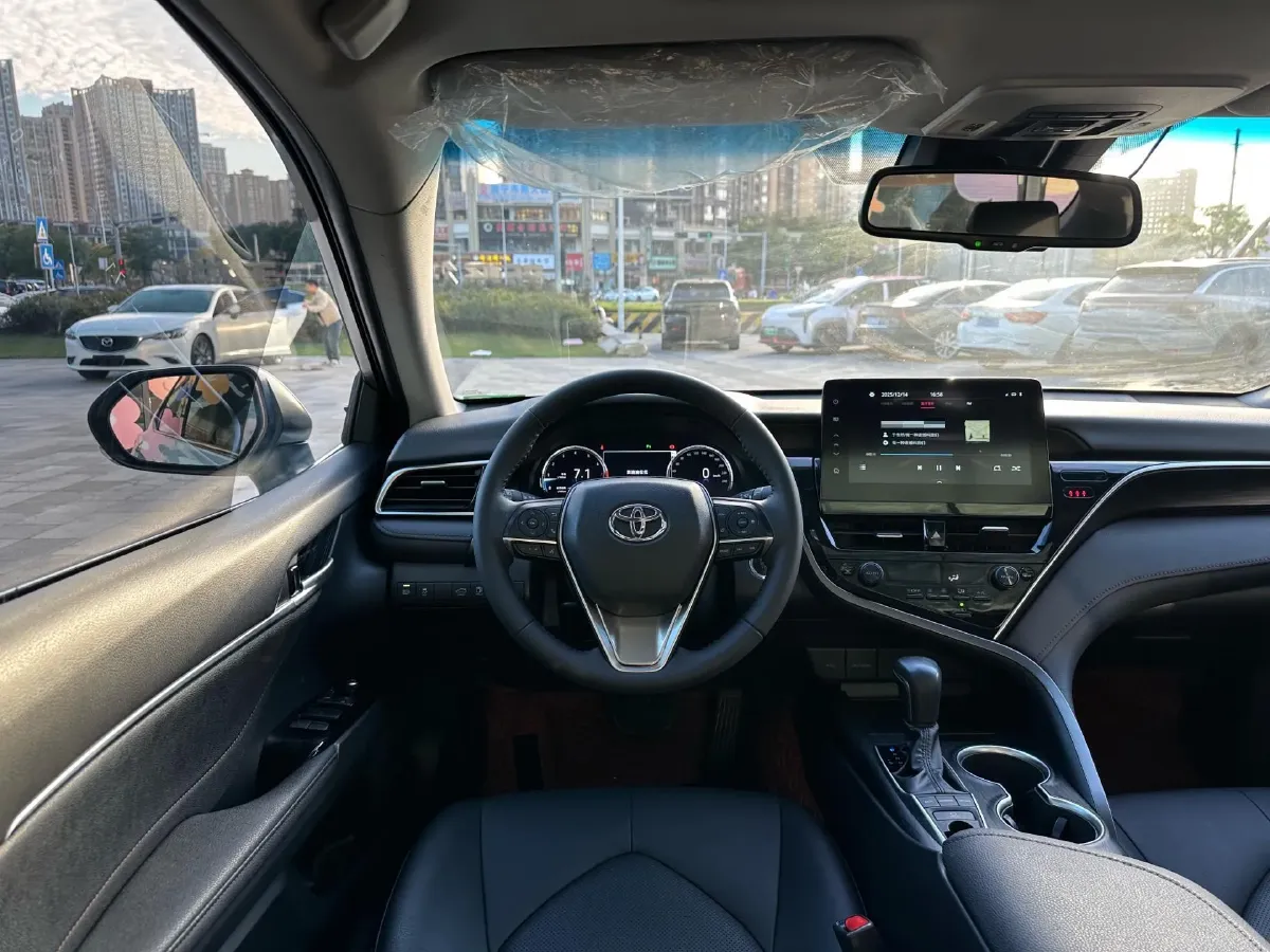 2021 Toyota Camry 2.5L 209HP L4 8AT,autocango,china used car exporter,china ev exporter,chinese used car exporter,chinese used ev exporter