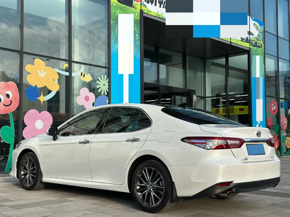 2021 Toyota Camry 2.5L 209HP L4 8AT,autocango,china used car exporter,china ev exporter,chinese used car exporter,chinese used ev exporter