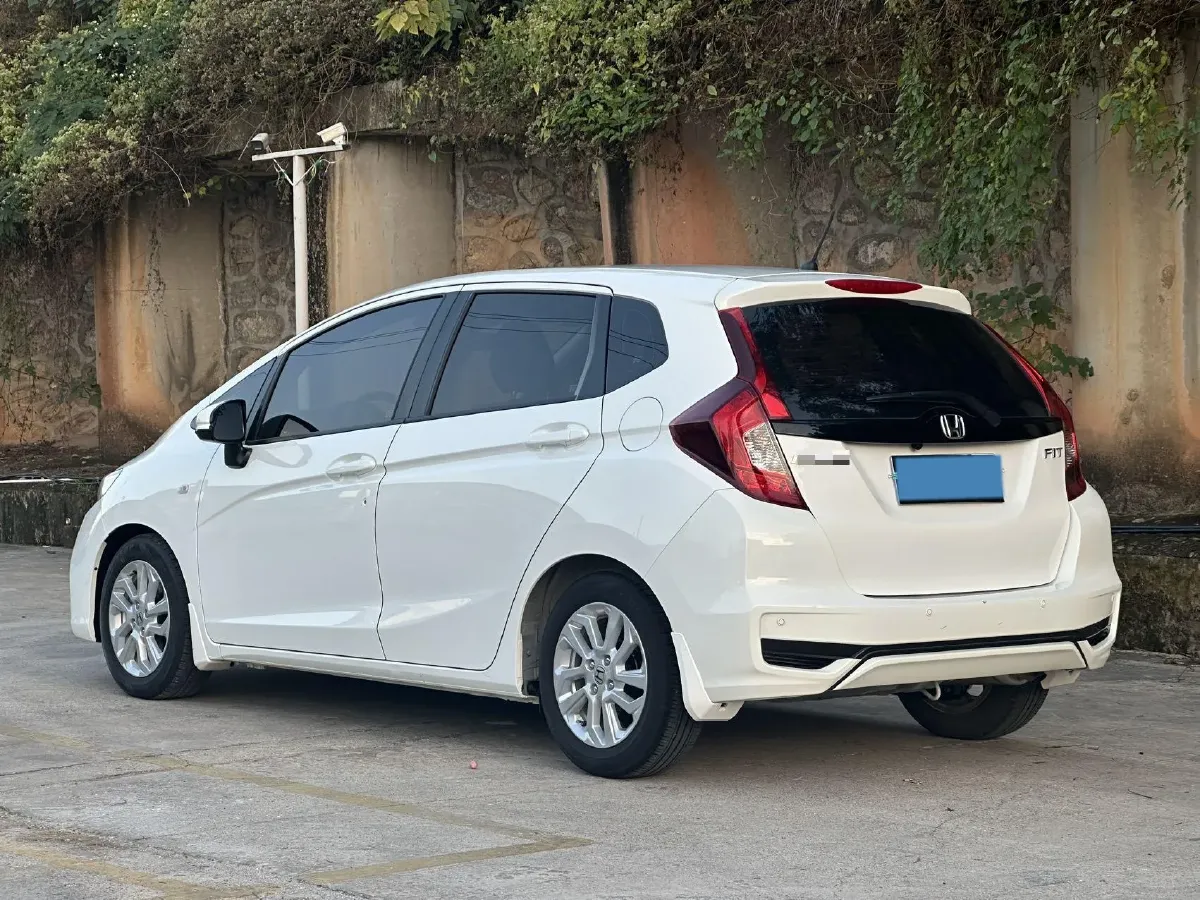 2020 Honda Fit 1.5L 131HP L4 CVT,autocango,china used car exporter,china ev exporter,chinese used car exporter,chinese used ev exporter
