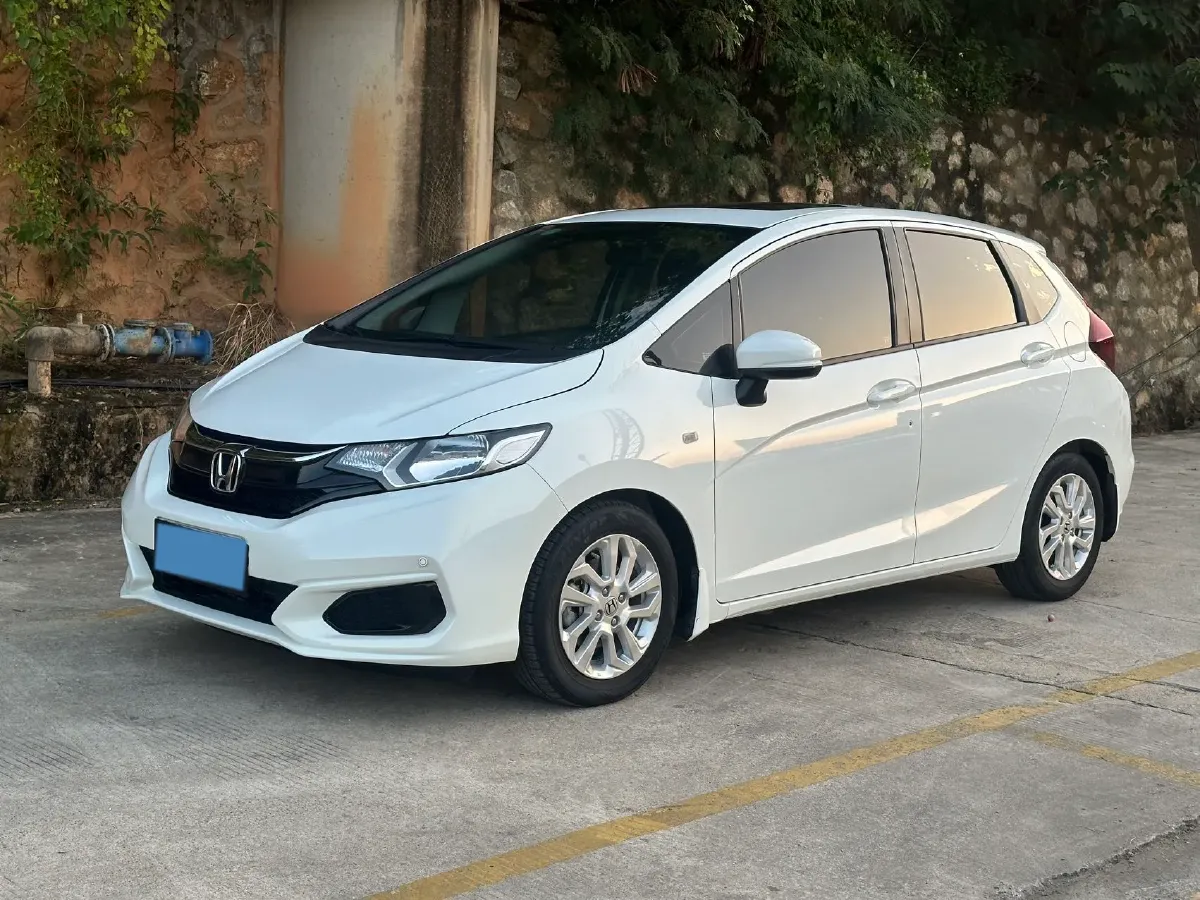 2020 Honda Fit 1.5L 131HP L4 CVT,autocango,china used car exporter,china ev exporter,chinese used car exporter,chinese used ev exporter