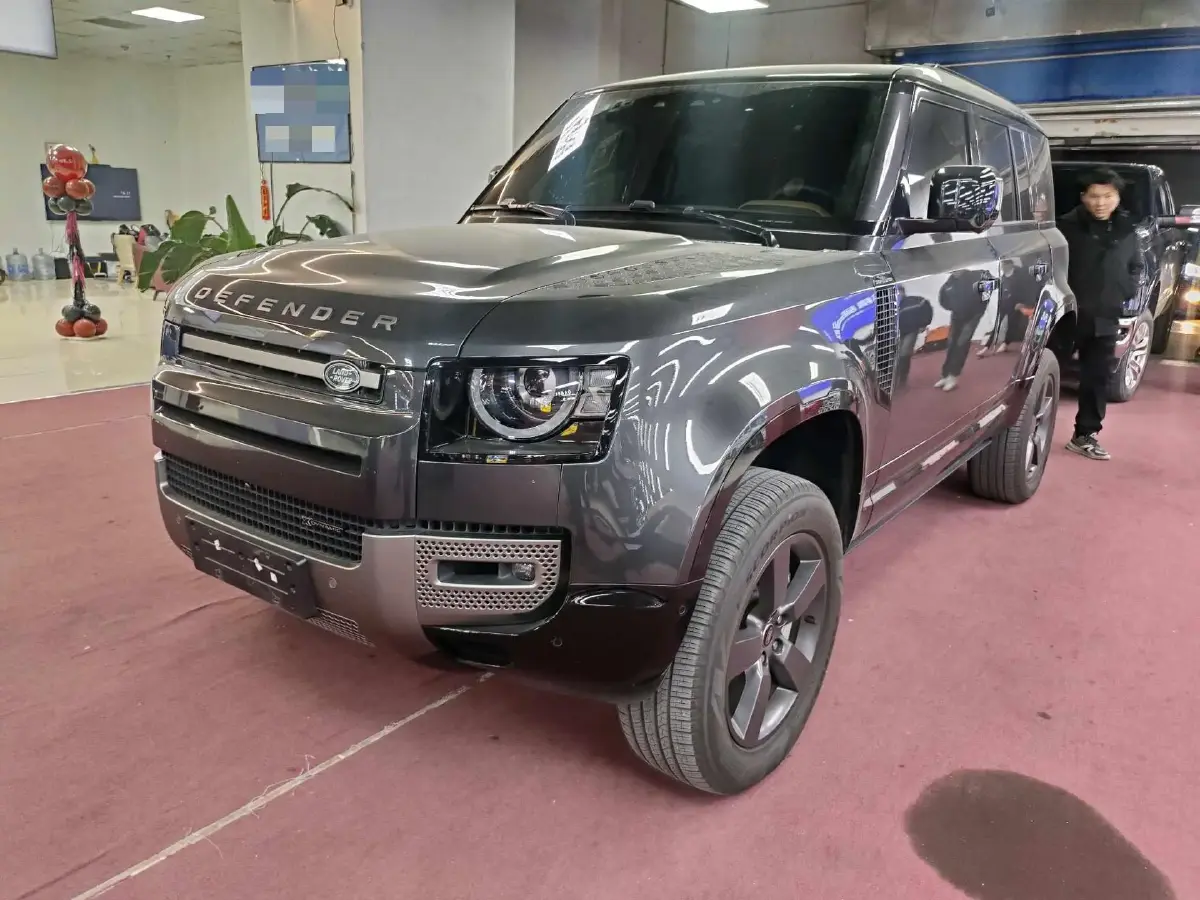 2023 Land Rover Defender 3.0T 400HP L6 8AT
