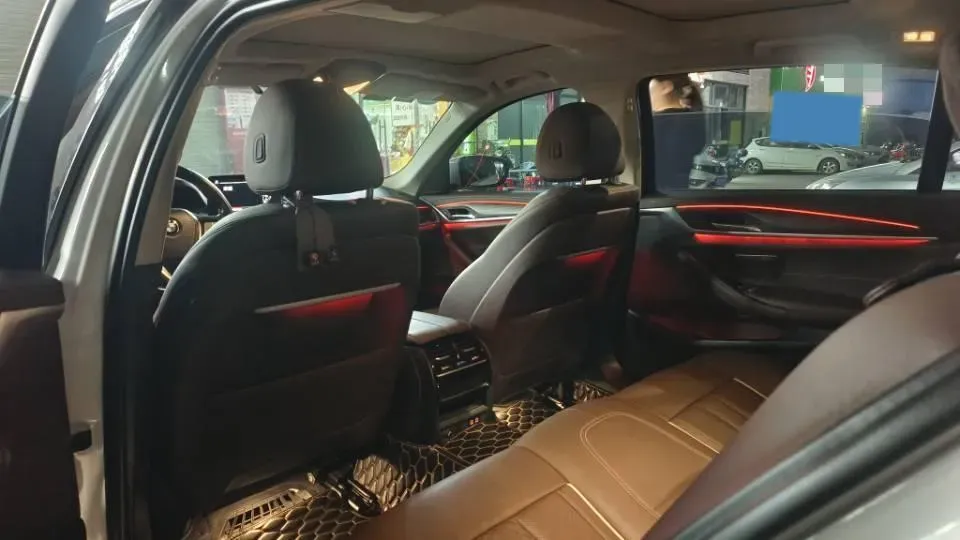 2021 BMW 5 Series 2.0T 252HP L4 8AT,autocango,china used car exporter,china ev exporter,chinese used car exporter,chinese used ev exporter