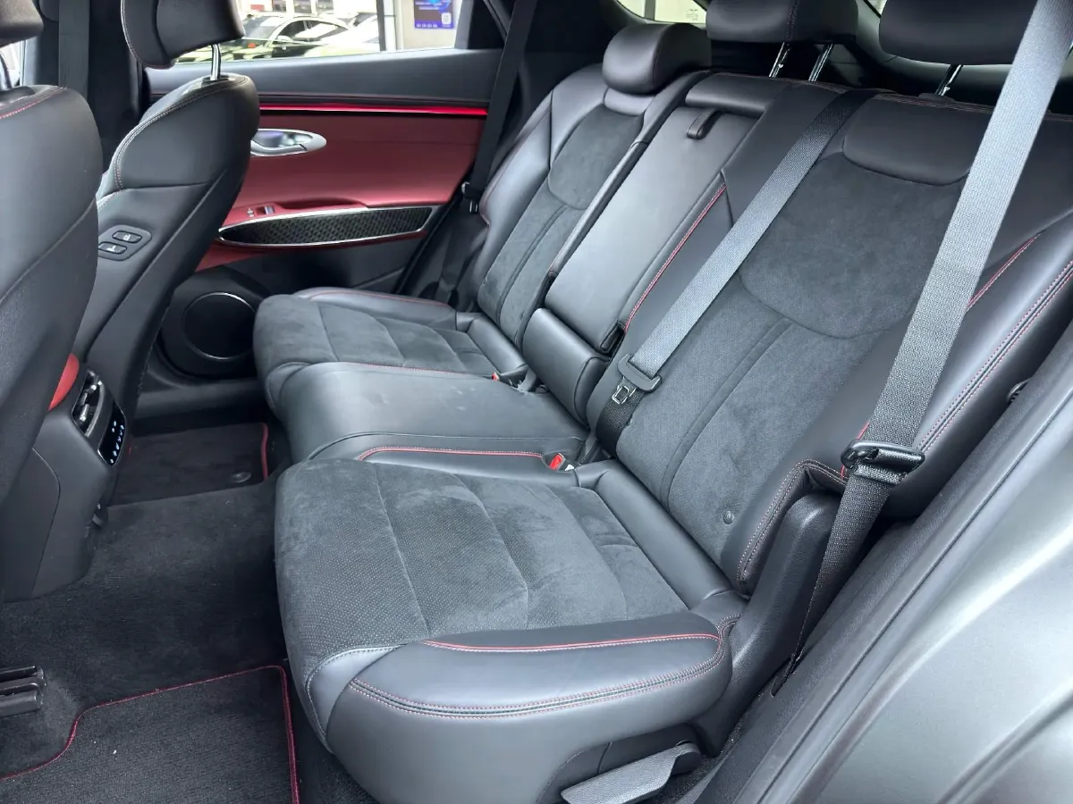 2025 Genesis GV70 2.5T 304HP L4 8AT,autocango,china used car exporter,china ev exporter,chinese used car exporter,chinese used ev exporter