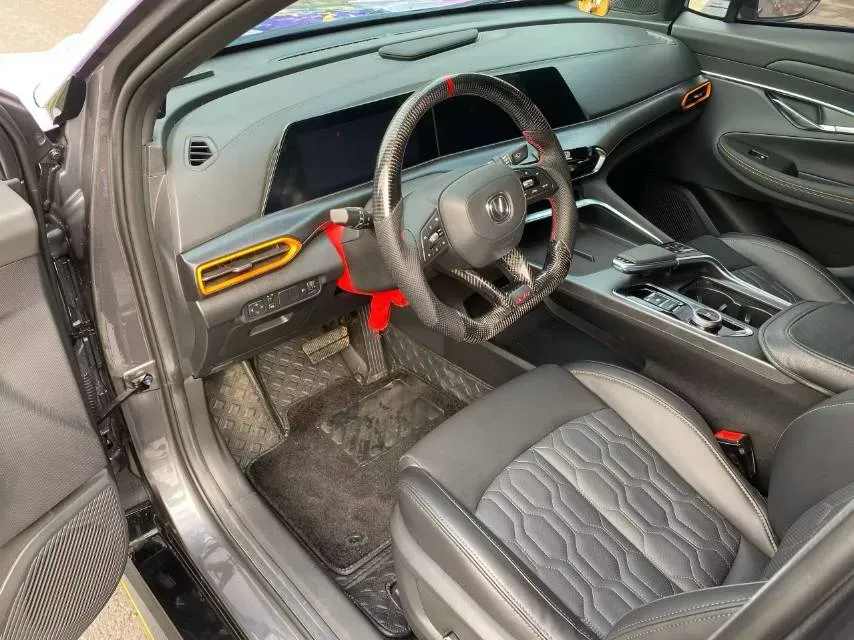 2022 ChangAn UNI-T 1.5T 188HP L4 7DCT,autocango,china used car exporter,china ev exporter,chinese used car exporter,chinese used ev exporter