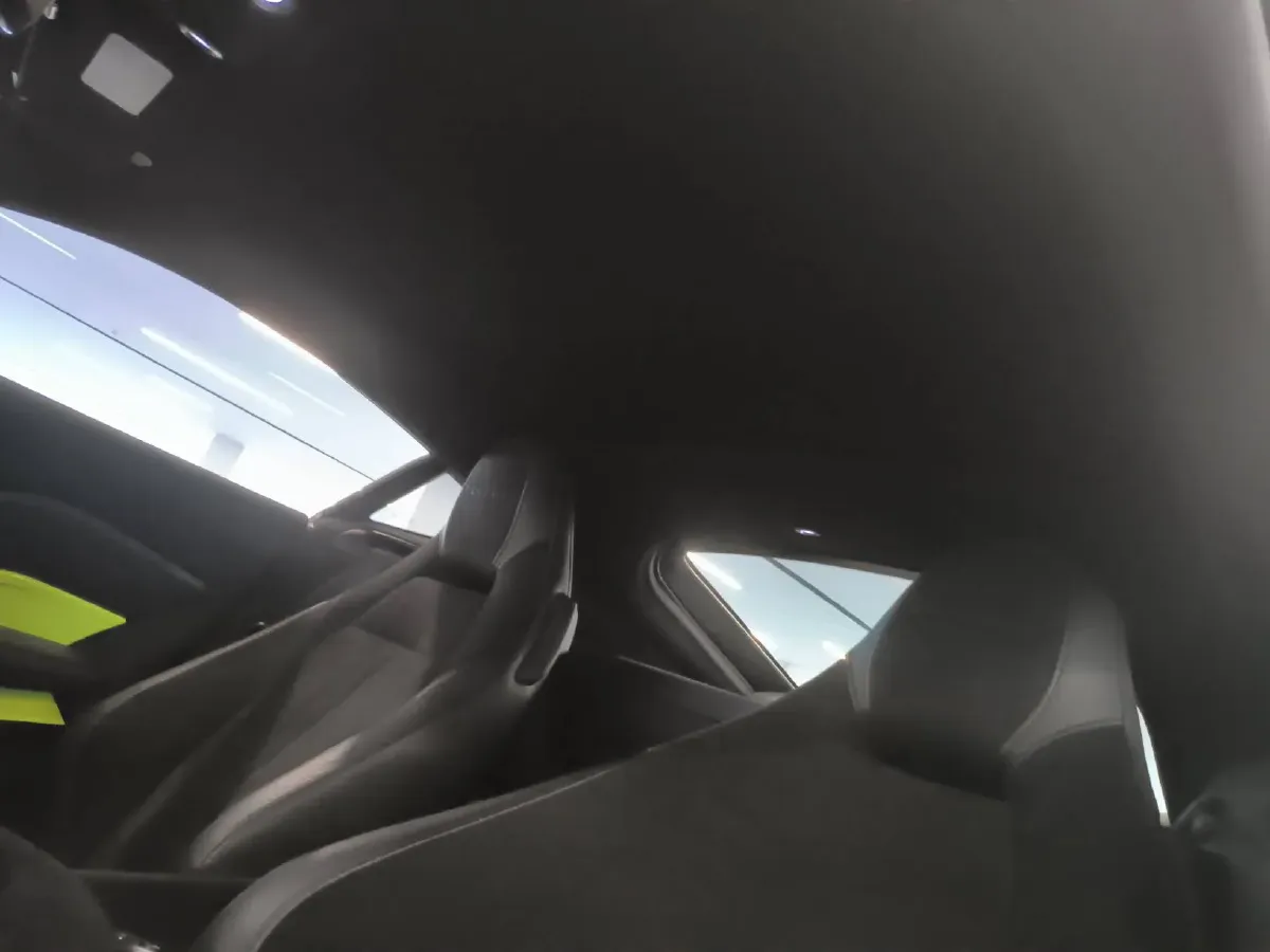 2018 Aston Martin V8 Vantage 4.0T 510HP V8 8AT,autocango,china used car exporter,china ev exporter,chinese used car exporter,chinese used ev exporter