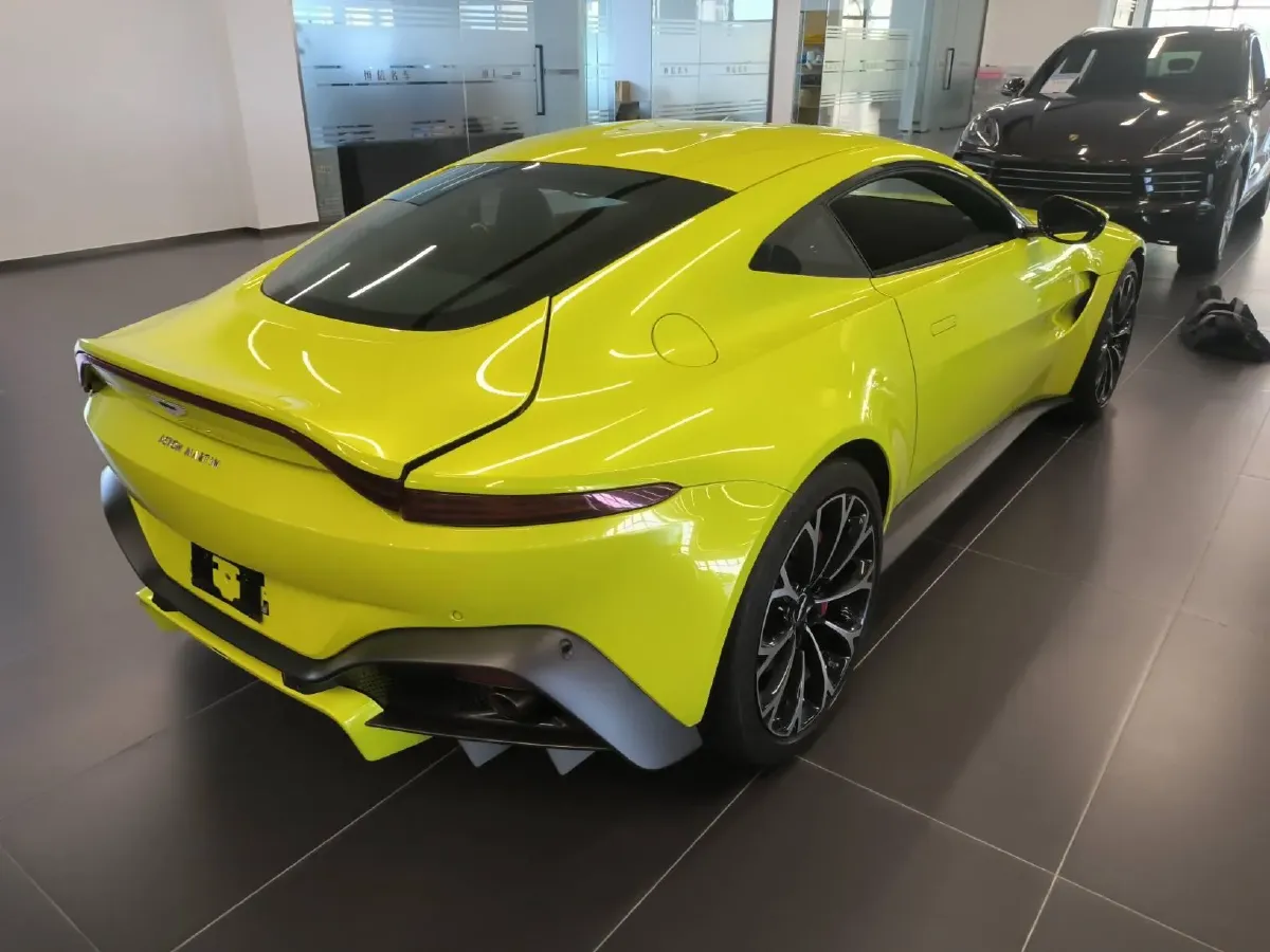 2018 Aston Martin V8 Vantage 4.0T 510HP V8 8AT,autocango,china used car exporter,china ev exporter,chinese used car exporter,chinese used ev exporter