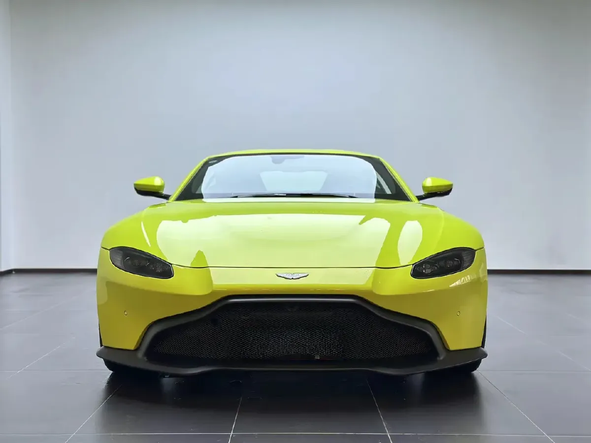 2018 Aston Martin V8 Vantage 4.0T 510HP V8 8AT,autocango,china used car exporter,china ev exporter,chinese used car exporter,chinese used ev exporter