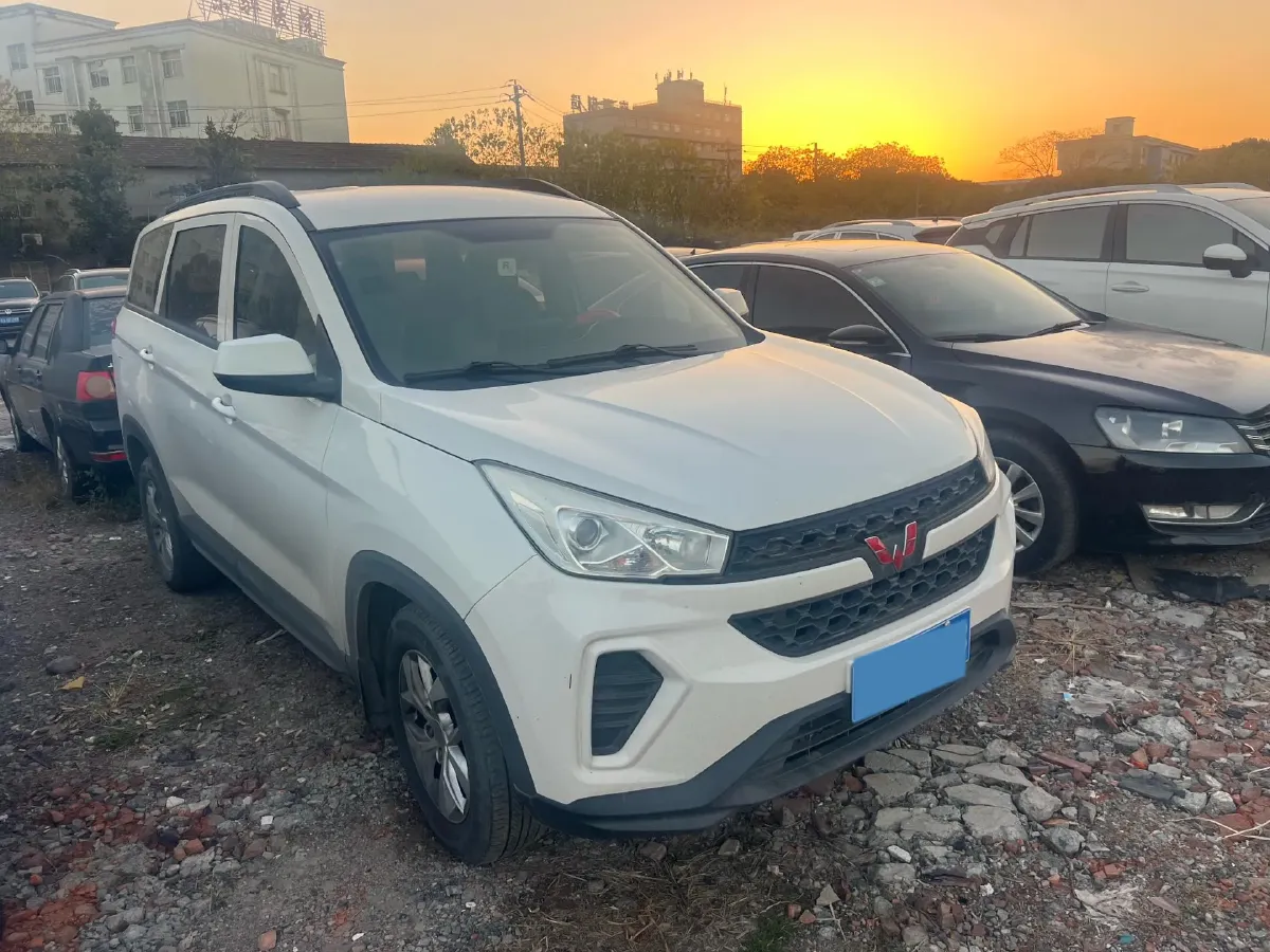 2018 Foton XiangLing M 1.2L 86HP L4 5MT,autocango,china used car exporter,china ev exporter,chinese used car exporter,chinese used ev exporter