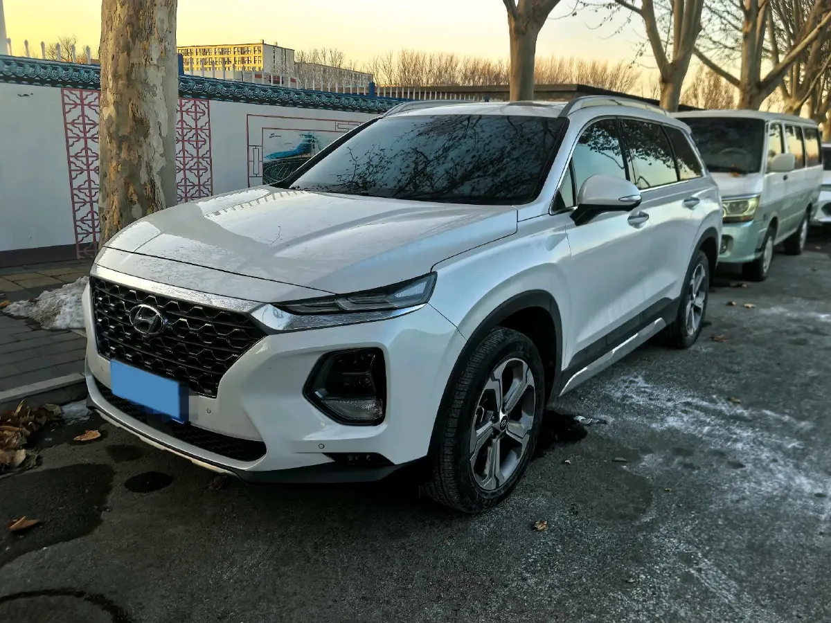 2021 Ford New Era Transit 2.2T 140HP L4 6AMT,autocango,china used car exporter,china ev exporter,chinese used car exporter,chinese used ev exporter