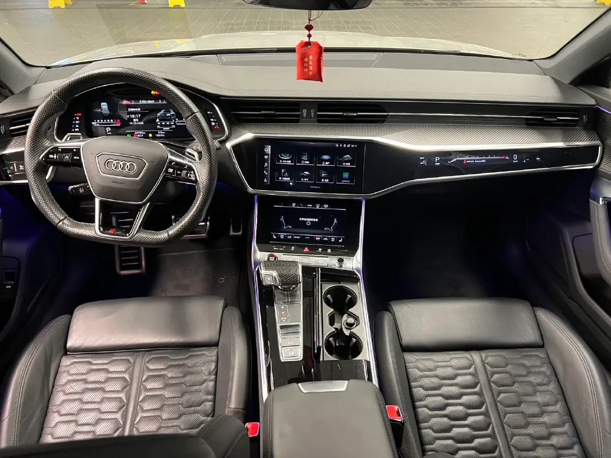 2021 Audi RS 6 4.0T 600HP V8 8AT,autocango,china used car exporter,china ev exporter,chinese used car exporter,chinese used ev exporter