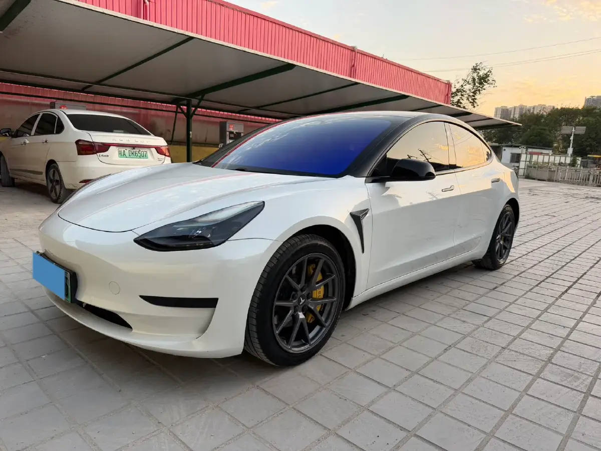 2021 Tesla Model 3 BEV 55KWH