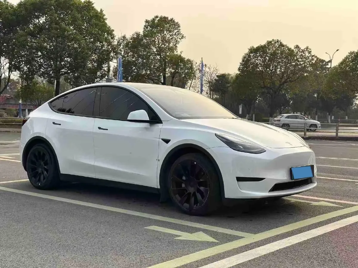 2022 Tesla Model Y BEV 60KWH,autocango,china used car exporter,china ev exporter,chinese used car exporter,chinese used ev exporter
