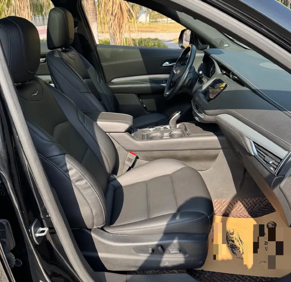 2021 Cadillac XT4 2.0T 237HP L4 9AT,autocango,china used car exporter,china ev exporter,chinese used car exporter,chinese used ev exporter