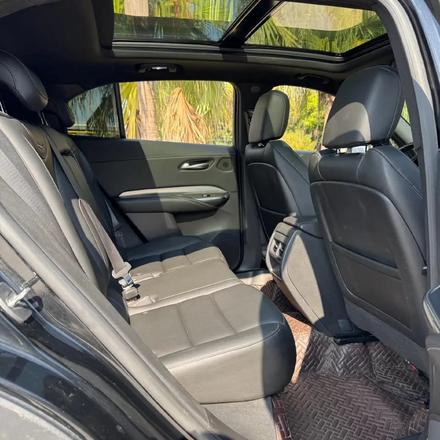 2021 Cadillac XT4 2.0T 237HP L4 9AT,autocango,china used car exporter,china ev exporter,chinese used car exporter,chinese used ev exporter