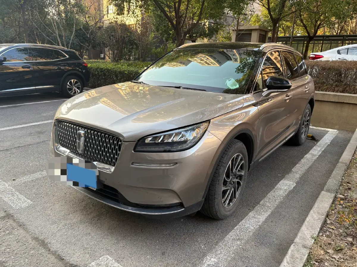 2020 Lexus CT 1.8L 99HP L4 E-CVT Hybrid