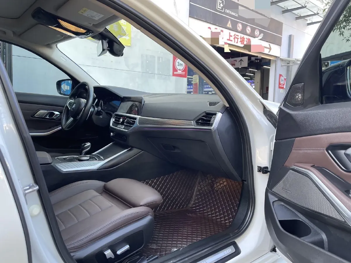 2020 BMW 3 Series 2.0T 184HP L4 8AT,autocango,china used car exporter,china ev exporter,chinese used car exporter,chinese used ev exporter