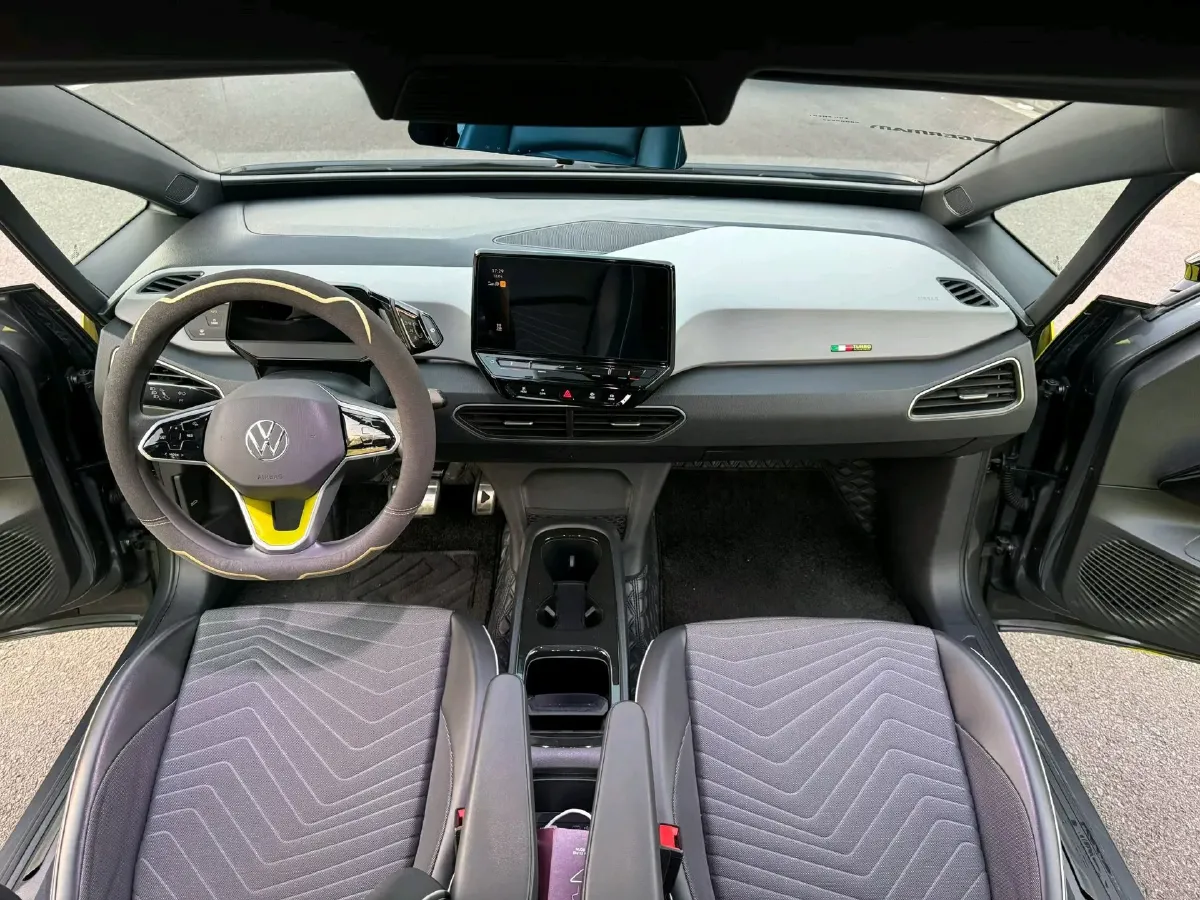 2022 Volkswagen ID.3 BEV 57.3KWH,autocango,china used car exporter,china ev exporter,chinese used car exporter,chinese used ev exporter