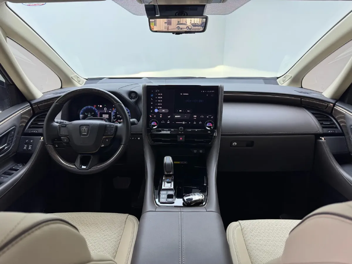 2024 Toyota Vellfire 2.5L 190HP L4 E-CVT Hybrid,autocango,china used car exporter,china ev exporter,chinese used car exporter,chinese used ev exporter