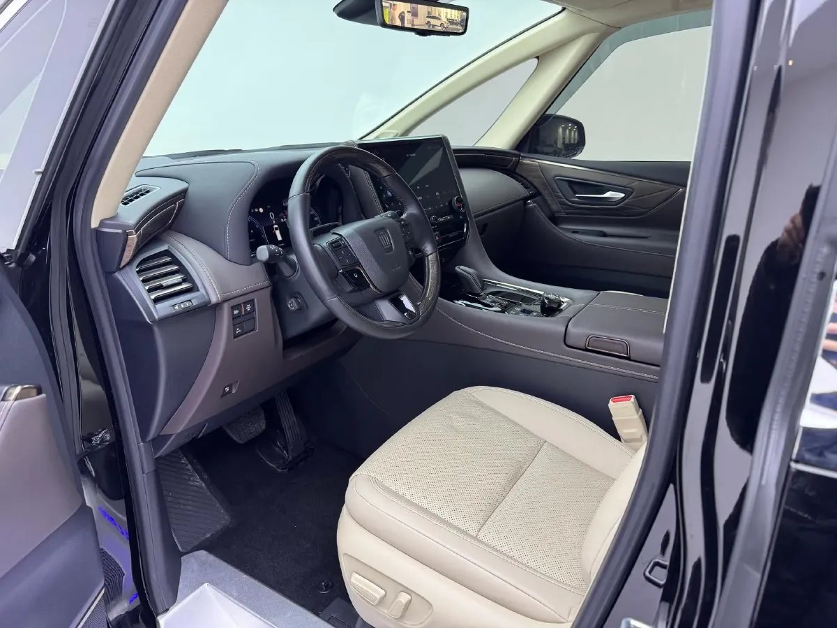 2024 Toyota Vellfire 2.5L 190HP L4 E-CVT Hybrid,autocango,china used car exporter,china ev exporter,chinese used car exporter,chinese used ev exporter