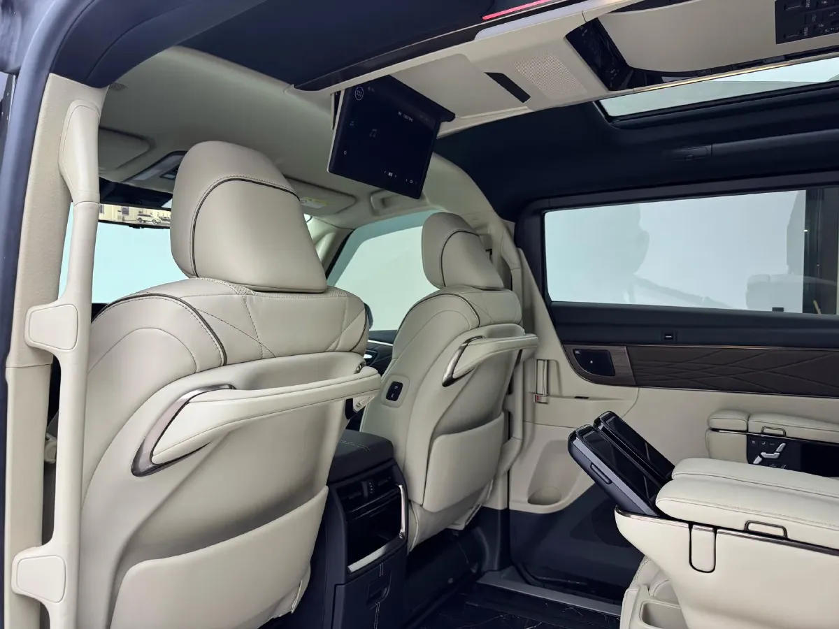 2024 Toyota Vellfire 2.5L 190HP L4 E-CVT Hybrid,autocango,china used car exporter,china ev exporter,chinese used car exporter,chinese used ev exporter