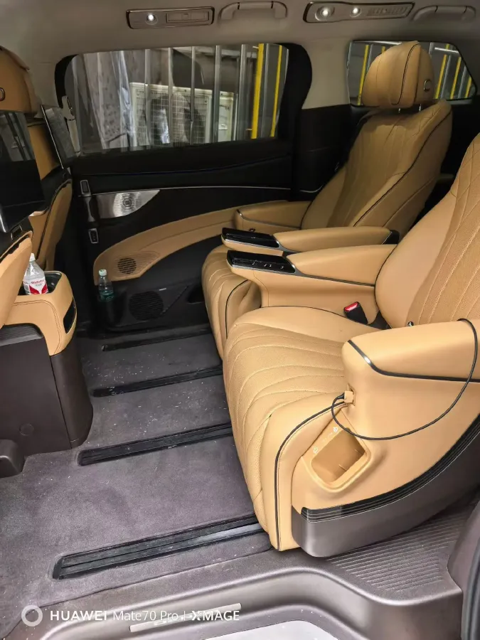 2025 Denza D9 1.5T 156HP L4 E-CVT PHEV 40KWH,autocango,china used car exporter,china ev exporter,chinese used car exporter,chinese used ev exporter