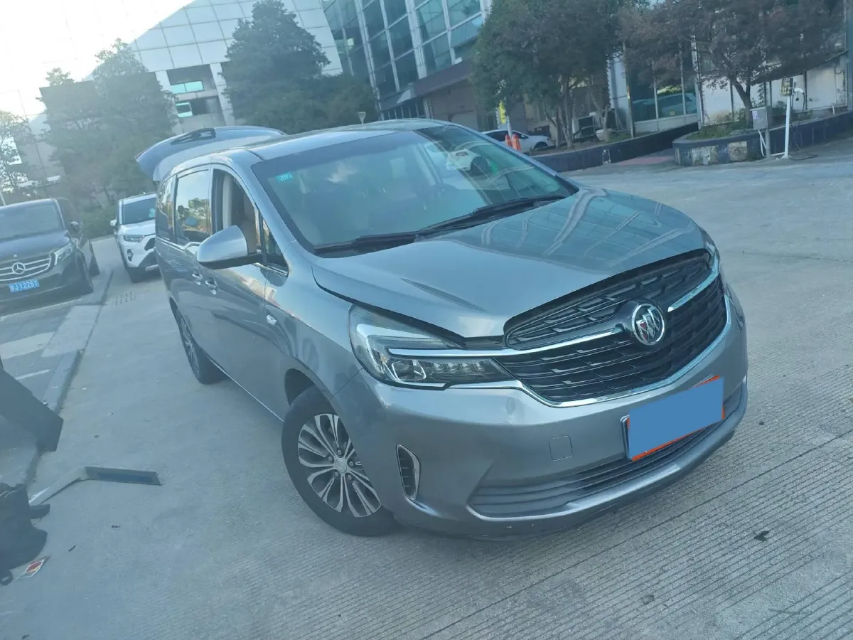 2021 Buick GL8 2.0T 237HP L4 9AT,autocango,china used car exporter,china ev exporter,chinese used car exporter,chinese used ev exporter