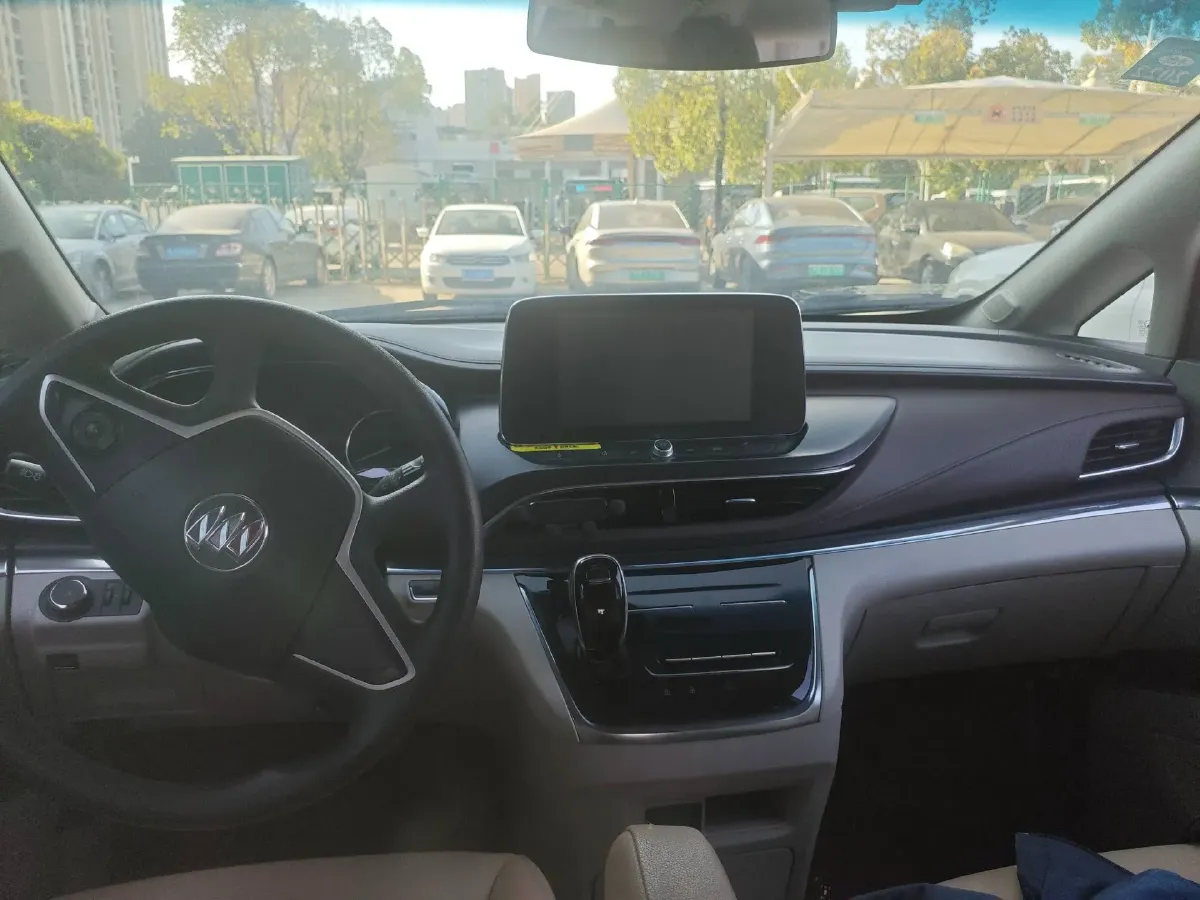 2021 Buick GL8 2.0T 237HP L4 9AT,autocango,china used car exporter,china ev exporter,chinese used car exporter,chinese used ev exporter