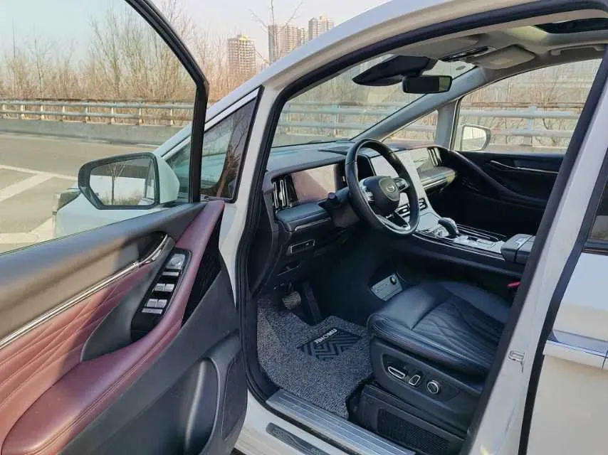 2023 GAC Trumpchi M8 2.0T 252HP L4 8AT,autocango,china used car exporter,china ev exporter,chinese used car exporter,chinese used ev exporter