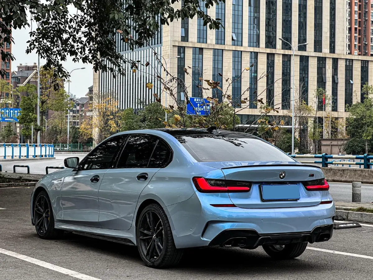 2021 BMW 3 Series 2.0T 184HP L4 8AT,autocango,china used car exporter,china ev exporter,chinese used car exporter,chinese used ev exporter