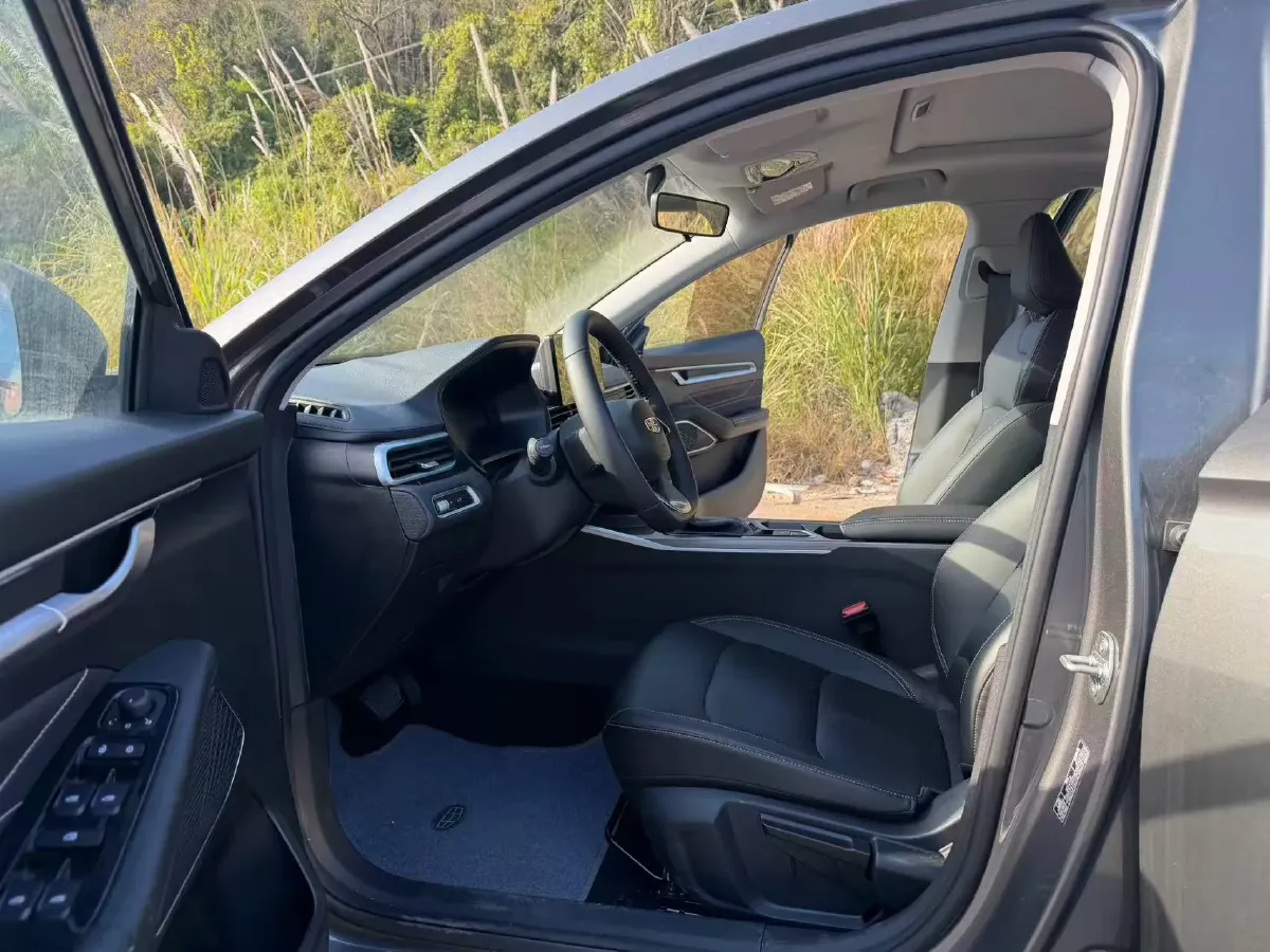 2022 Geely Emgrand 1.5L 114HP L4 CVT,autocango,china used car exporter,china ev exporter,chinese used car exporter,chinese used ev exporter