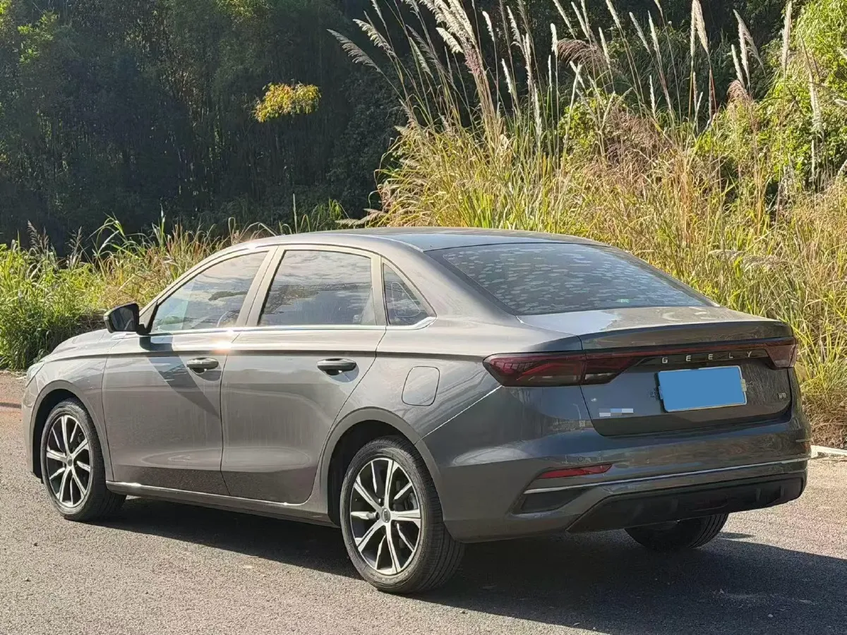 2022 Geely Emgrand 1.5L 114HP L4 CVT,autocango,china used car exporter,china ev exporter,chinese used car exporter,chinese used ev exporter