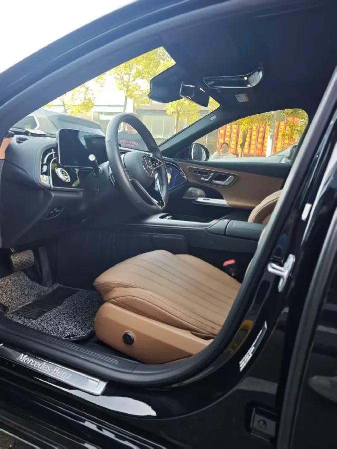 2025 Mercedes-Benz E Class 2.0T 258HP L4 9AT,autocango,china used car exporter,china ev exporter,chinese used car exporter,chinese used ev exporter