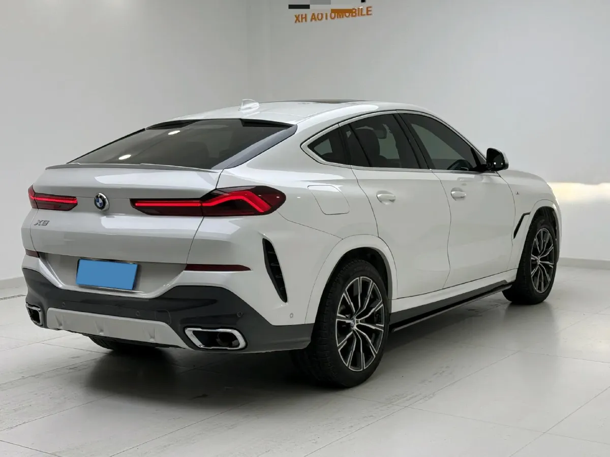 2021 BMW X6 2.0T 265HP L4 8AT,autocango,china used car exporter,china ev exporter,chinese used car exporter,chinese used ev exporter