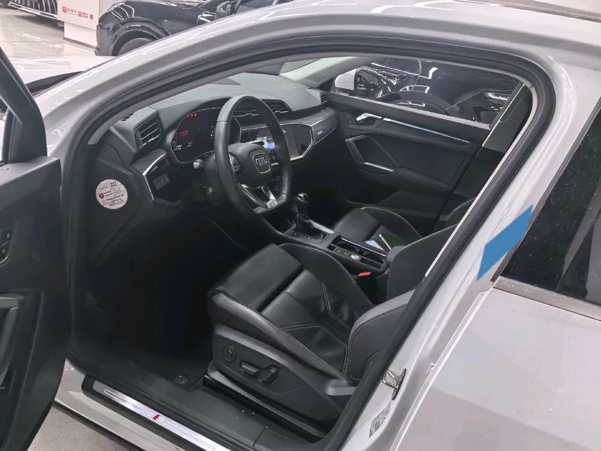 2020 Audi Q3 Sportback 2.0T 186HP L4 7DCT,autocango,china used car exporter,china ev exporter,chinese used car exporter,chinese used ev exporter