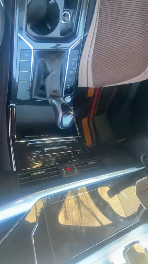 2023 Volkswagen Passat 2.0T 186HP L4 7DCT,autocango,china used car exporter,china ev exporter,chinese used car exporter,chinese used ev exporter