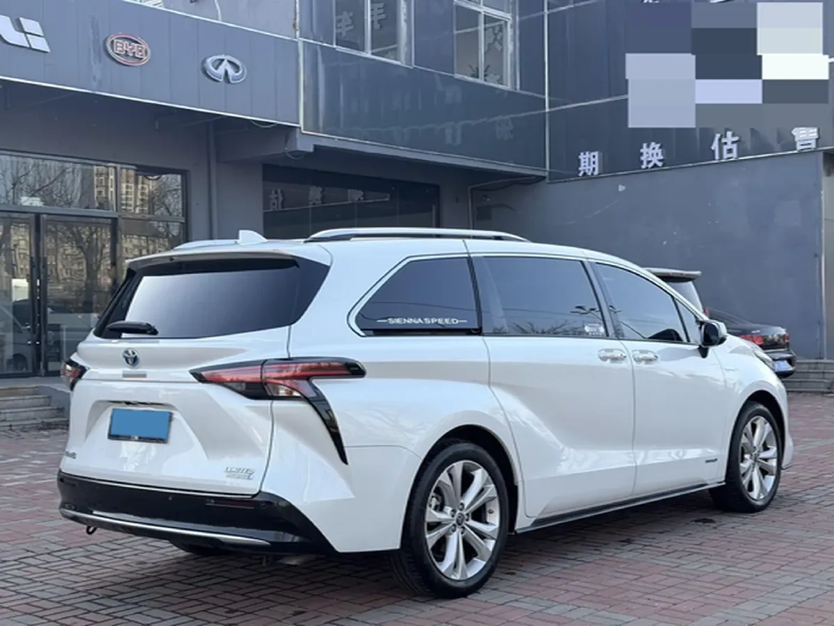 2023 Toyota Sienna 2.5L 189HP L4 E-CVT Hybrid,autocango,china used car exporter,china ev exporter,chinese used car exporter,chinese used ev exporter