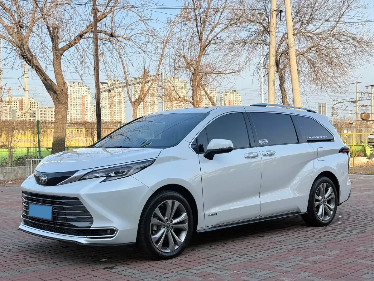 2023 Toyota Sienna 2.5L 189HP L4 E-CVT Hybrid,autocango,china used car exporter,china ev exporter,chinese used car exporter,chinese used ev exporter