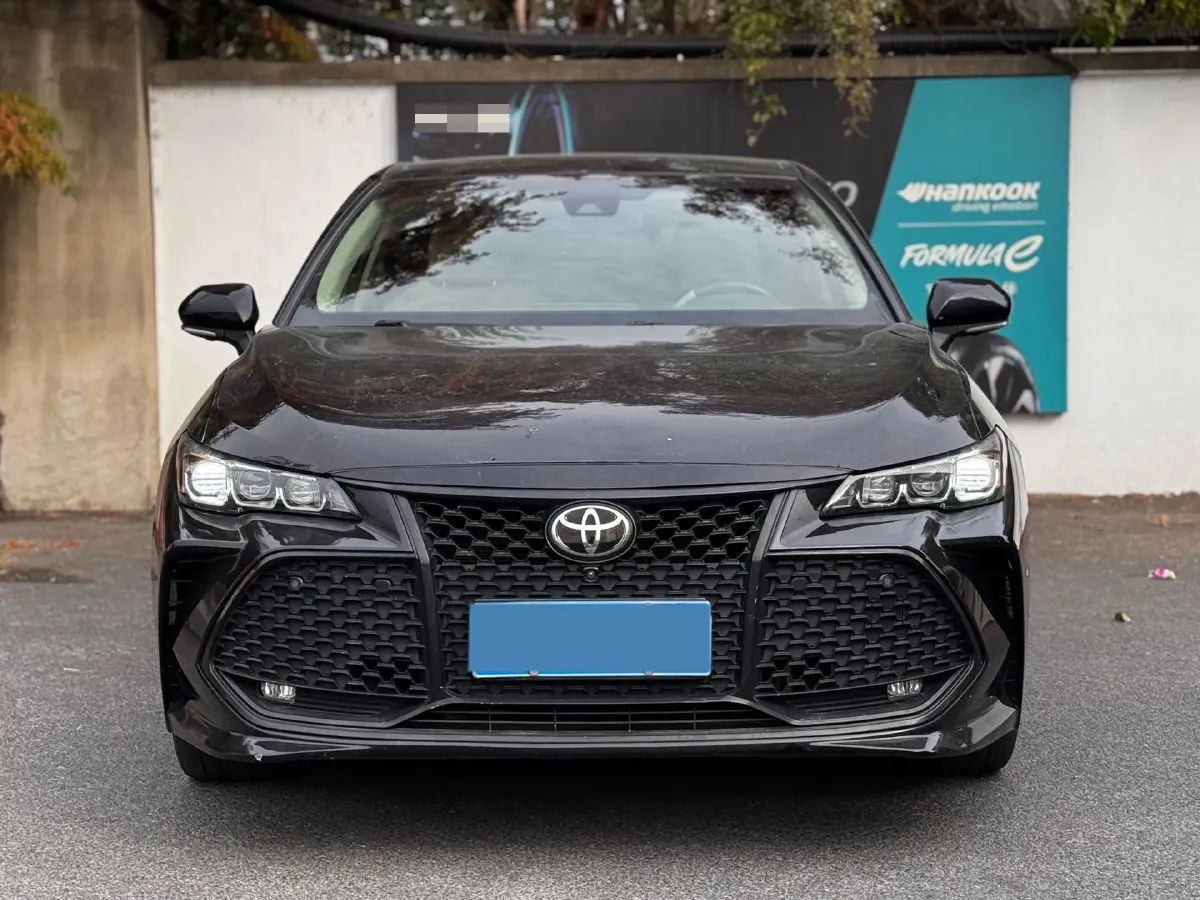 2019 Toyota Avalon 2.5L 209HP L4 8AT,autocango,china used car exporter,china ev exporter,chinese used car exporter,chinese used ev exporter