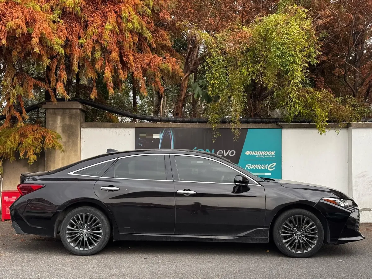 2019 Toyota Avalon 2.5L 209HP L4 8AT,autocango,china used car exporter,china ev exporter,chinese used car exporter,chinese used ev exporter