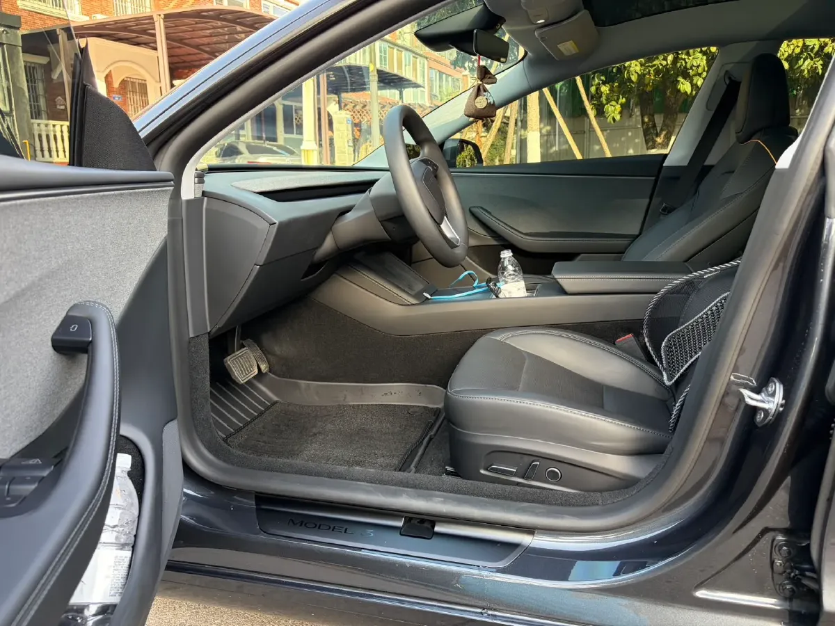 2025 Tesla Model 3 BEV,autocango,china used car exporter,china ev exporter,chinese used car exporter,chinese used ev exporter