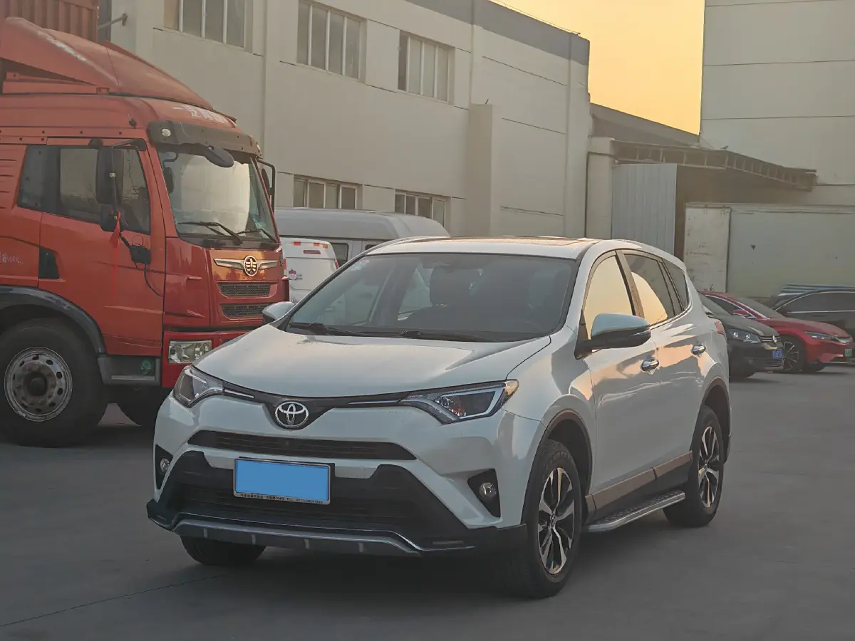 2019 Toyota Camry 2.0L 178HP L4 CVT