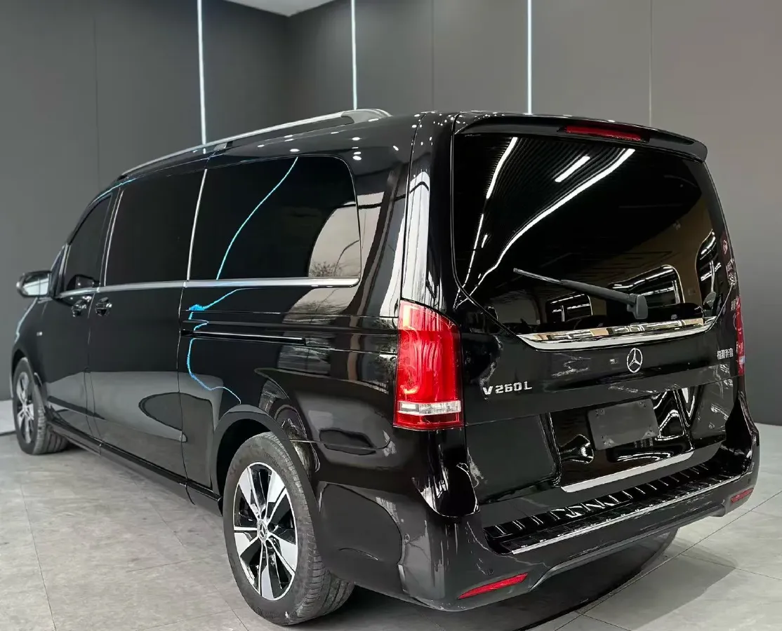 2020 Mercedes-Benz V Class 2.0T 211HP L4 9AT,autocango,china used car exporter,china ev exporter,chinese used car exporter,chinese used ev exporter