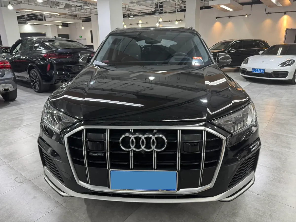 2023 Audi Q7 3.0T 340HP V6 8AT,autocango,china used car exporter,china ev exporter,chinese used car exporter,chinese used ev exporter