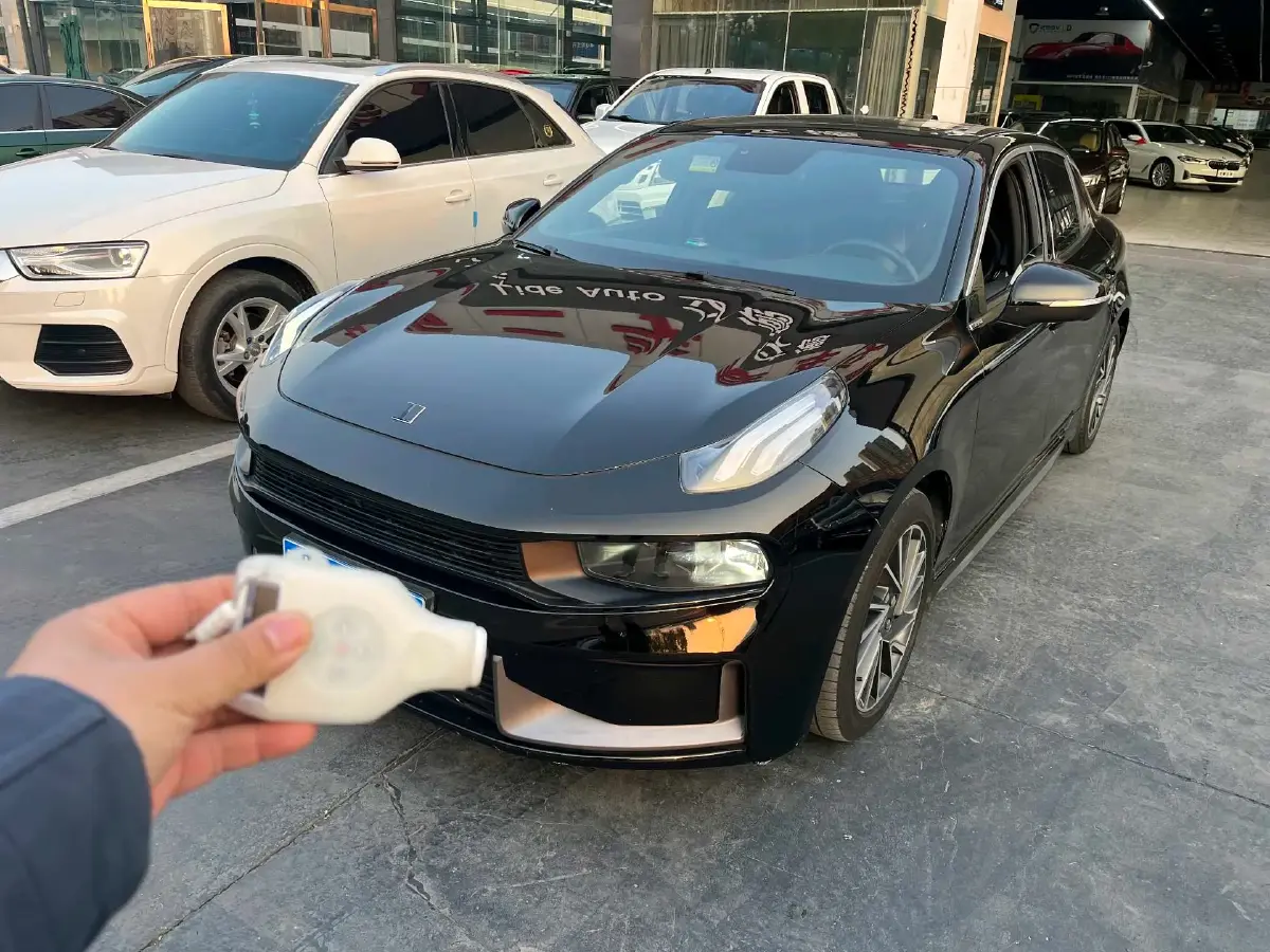 2022 LYNK&CO 03 2.0T 190HP L4 7DCT