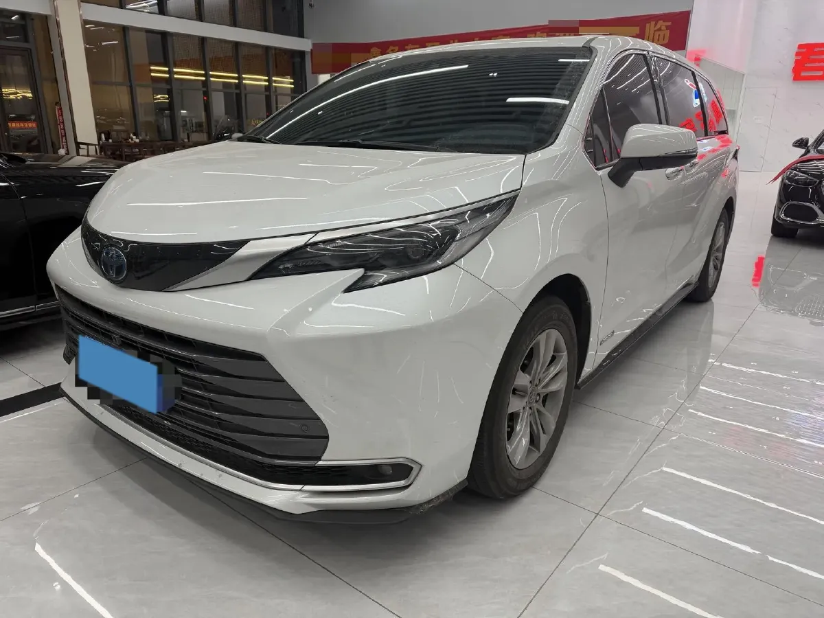 2024 Toyota Sienna 2.5L 189HP L4 E-CVT Hybrid,autocango,china used car exporter,china ev exporter,chinese used car exporter,chinese used ev exporter